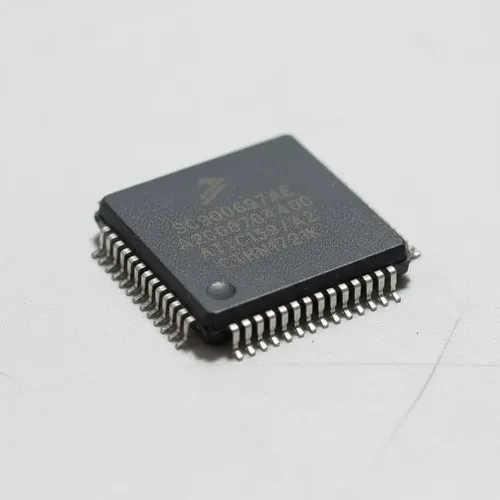 Sc900697ae A2c00704400 Atic139a2 Circuito Integrado Qfp64
